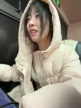 Stripchat Live Sex Cam of yourkeer