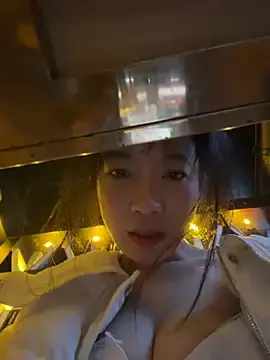 Stripchat Nude Webcam of yourkeer