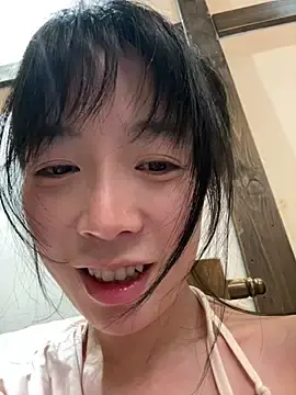 Stripchat Adult Webcam of yourkeer