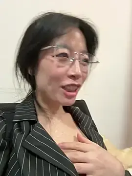 Stripchat Best live sex cam show of yourkeer