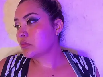 Stripchat Sex Cam of Agatha_humidity