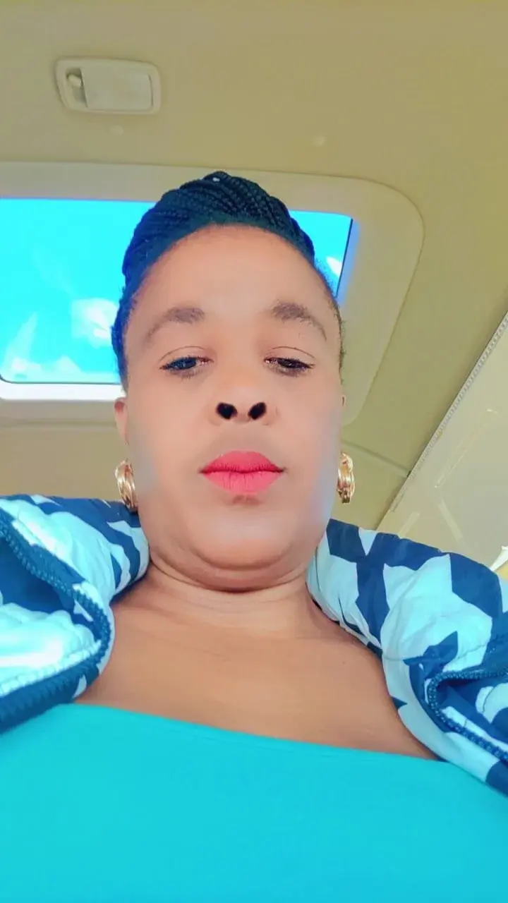 Ebonyboobsmilk