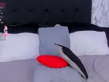 Stripchat Free Porn Cam of Miamontoya