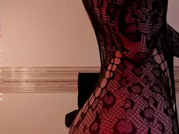 Stripchat Live Sex Cam of Sophia_Cambpell