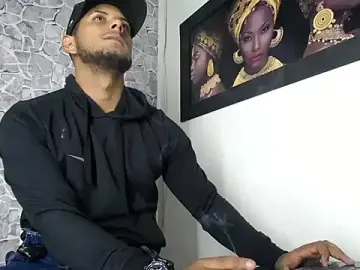 Stripchat Best live sex cam show of Chris_Dick23