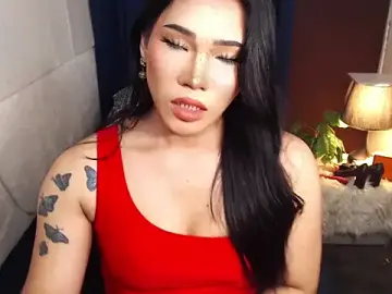 Stripchat Sex Cam of Ur_exotic_Rarebeautyxx