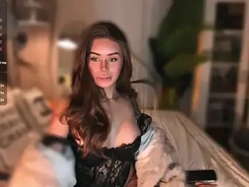 Stripchat Sex Cam of ParisianDoll