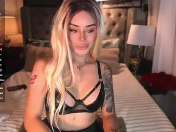 Stripchat Free Porn Cam of ParisianDoll
