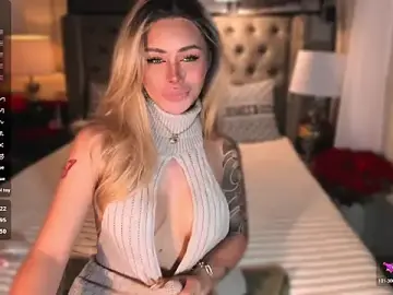 Stripchat Nude Webcam of ParisianDoll