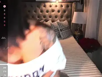Stripchat Live Sex of ParisianDoll