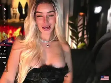 Stripchat Sex Cam of ZyraGoddes