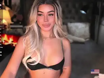 Stripchat Live Sex of ZyraGoddes