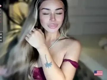 Stripchat Live Porn of ZyraGoddes