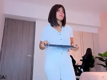 Stripchat Nude Webcam of ROSE__15