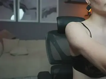 Stripchat Watch Live Sex Cams of AlfaSex9