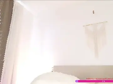 Stripchat Sex Cam of _rose_monarch_