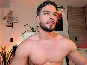 Stripchat Free Porn Cam of Josseph1_