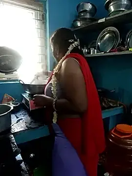 Stripchat Nude Webcam of tamil_Vennila