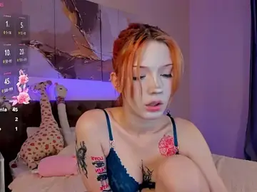 Stripchat Live Sex Cam of Linablueeyed