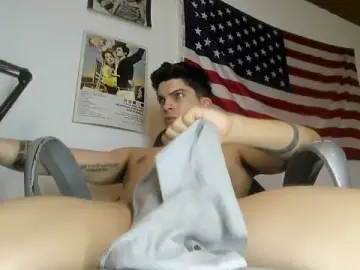 Stripchat Sex Chat of charlie_hotxxx