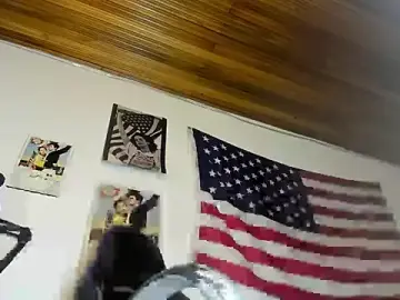 Stripchat Live Sex of charlie_hotxxx