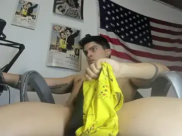 Stripchat Sex Chat of charlie_hotxxx