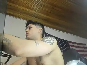 Stripchat Live Sex of charlie_hotxxx