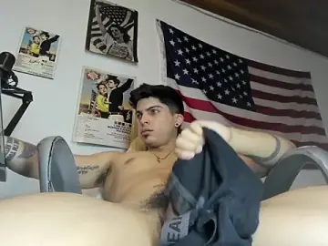 Stripchat Watch Live Sex Cams of charlie_hotxxx