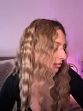 Stripchat Watch Live Sex Cams of Eva_Ryen