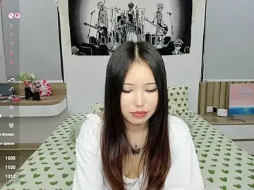 Stripchat Adult Webcams of Yena-little