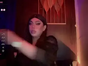 Stripchat Sex Cam of madam_agnes1