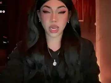 Stripchat Free Porn Cam of madam_agnes1