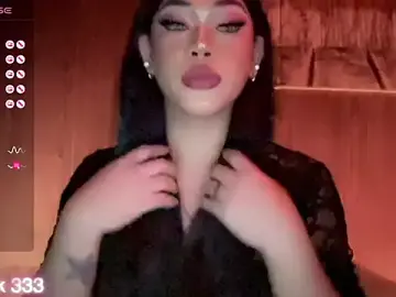 Stripchat Free Live Porn of madam_agnes1