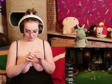 Stripchat Nude Webcam of GamerGirl_Eve