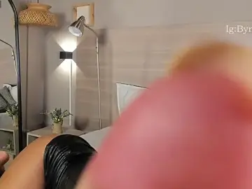 Stripchat Free Porn Cam of nayah__