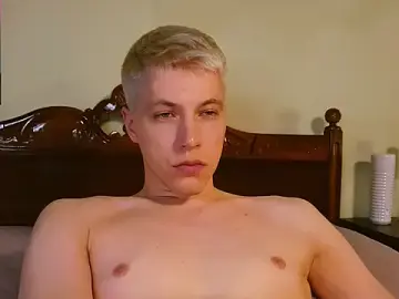 Stripchat Live Sex Cam of -ethan7inches-