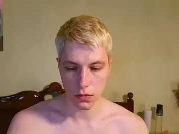 Stripchat Free Porn Cam of -ethan7inches-