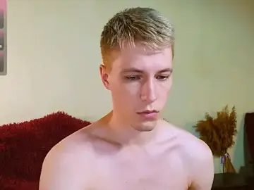 Stripchat Live Porn of -ethan7inches-