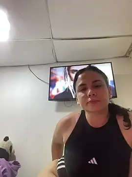 Stripchat Live Sex Cam of Leyna_Kenet