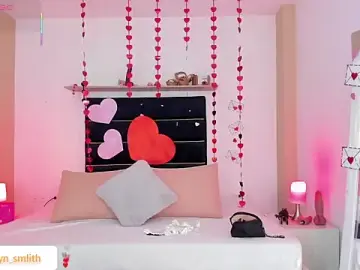 Stripchat Free Live Porn of MarilynSmIith