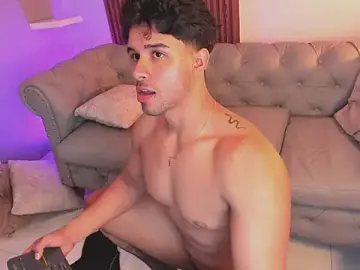 Stripchat Sex Cam of liam_collins21