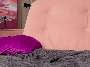 Stripchat Free Live Porn of yourlovelyjul