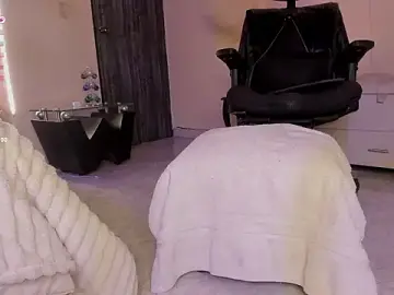 Stripchat Live Sex Cam of Jess_Collen