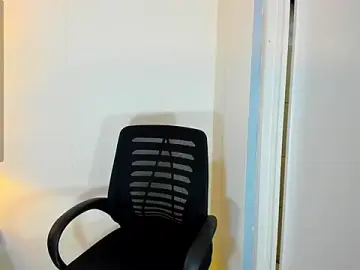 Stripchat Best live sex cam show of FuckDollNicky