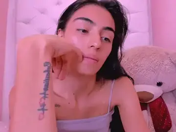 Stripchat Free Porn Cam of eimy_skinny_