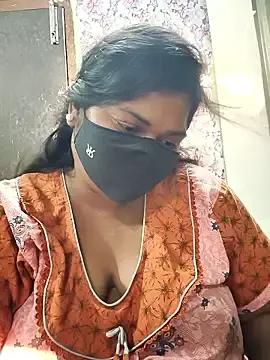 Stripchat Adult Webcam of Liyaa_24