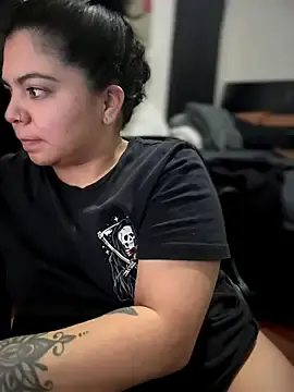 Stripchat Live Sex of kimmiakiss22