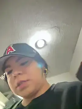 Stripchat Free Porn Cam of kimmiakiss22