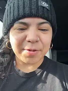 Stripchat Free Live Porn of kimmiakiss22