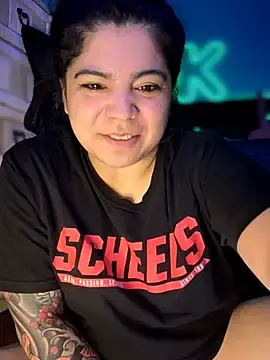 Stripchat Sex Chat of kimmiakiss22